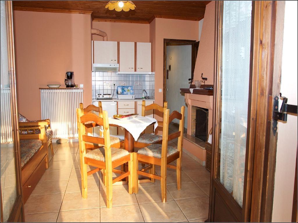 Villa Aglaini Áyios Dhimítrios Exteriör bild